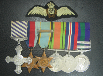 medal code J4112